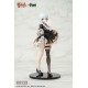 Estatua de idol virtual con vestido negro y detalles dorados