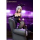 Estatua PVC Yi Ren Guan Bunny Ver. sobre sillón gris