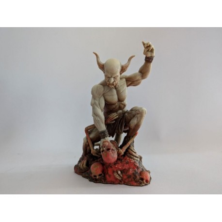 Estatua Kreator 1/10 con estética demoníaca