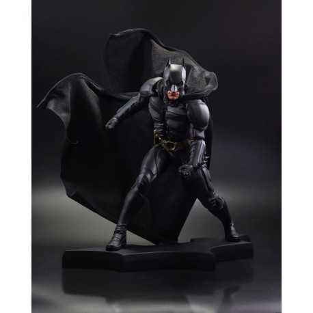 Estatua de Batman de DC Direct, The Dark Knight, 24 cm