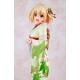 Estatua de Chisato Nishikigi en haregi de Lycoris Recoil
