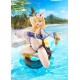 Estatua de Kumano Azur Lane en bañador azul con flotador