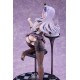 Statue de domestique avec oreilles de chat et pose séduisante