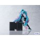 Estátua de Hatsune Miku x MTV de 20 cm