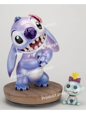 Estatua de Stitch edición especial de Disney con colores vibrantes