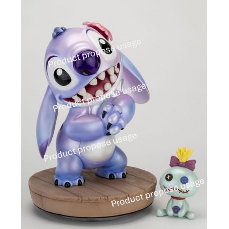 Estatua de Stitch edición especial de Disney con colores vibrantes