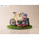 Estatua PVC Nadeshiko Kagamihara con bicicleta amarilla de Laid Back Camp