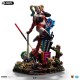 Estatua de Harley Quinn de Iron Studios con detalles coloridos