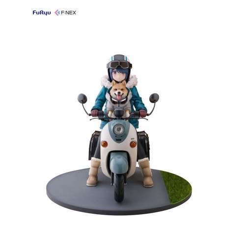 Estatua de Rin Shima en scooter de Laid Back Camp