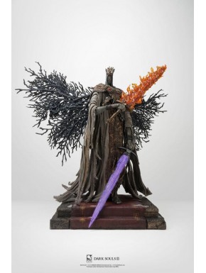 Estatua de Pontiff Sulyvahn de Dark Souls con luz en poliresina