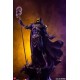 Estátua Skeletor de 63 cm com bastão e espada