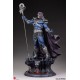 Estátua Skeletor de 63 cm com bastão e espada