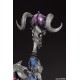 Estátua Skeletor de 63 cm com bastão e espada