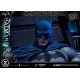 Statue Batman Tactical Throne avec base Batcave et éclairage LED