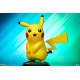 Estátua Life-Size Pikachu de 47 cm
