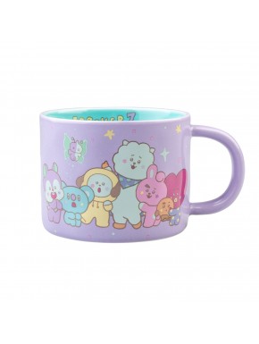 Taza morada BT21 The Journey con personajes animados.