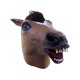 Máscara de caballo marrón con detalles realistas