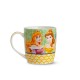 Caneca com princesas da Disney em fundo verde e padrão amarelo