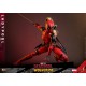 Figura Ladypool 1/6 de 30 cm con traje rojo y negro
