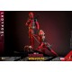 Figura Ladypool 1/6 de 30 cm con traje rojo y negro