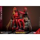 Figura Ladypool 1/6 de 30 cm con traje rojo y negro