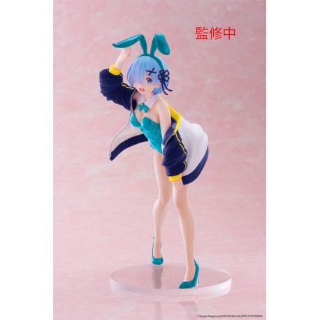 Figura de PVC de 18 cm de Rem com roupa de coelho e jaqueta