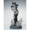 Statue Devil Girl Black and White Variant 30 cm Sideshow Collectibles