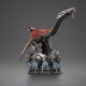 Estatua de dinosaurio Jurassic World Dominion en paisaje nevado
