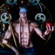 Estatua Enel One Piece con bastón y manzana, detalle de 34 cm