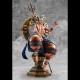 Estatua Enel One Piece con bastón y manzana, detalle de 34 cm