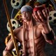Estatua Enel One Piece con bastón y manzana, detalle de 34 cm