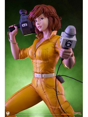 Estatua de April O'Neil de las Tortugas Ninja en poliresina de 46 cm