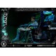 Estatua Batman Tactical Throne Deluxe con monitores LED