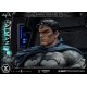 Estatua Batman Tactical Throne Deluxe con monitores LED