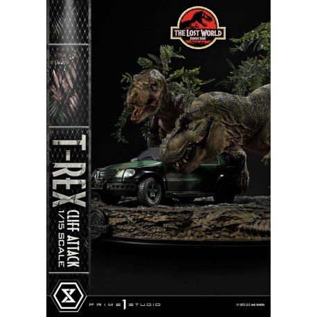 Estatua T-Rex atacando coche en Jurassic World
