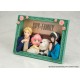 Estatua de PVC Spy x Family con personajes principales enmarcados