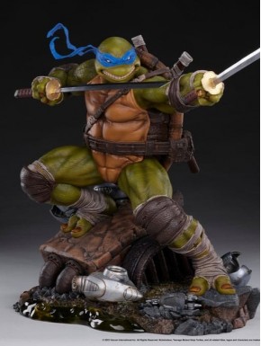 Estatua de Leonardo Tortugas Ninja 1/3 con katana.