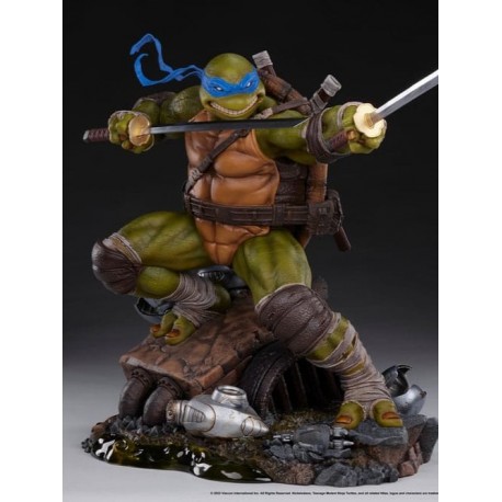 Estatua de Leonardo Tortugas Ninja 1/3 con katana.