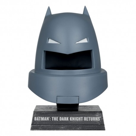 Mini réplica de la máscara de Batman con base