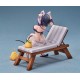 Estatua Cheshire Azur Lane en bikini sobre hamaca, 18 cm