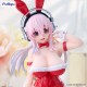 Estatua Super Sonico en traje rojo