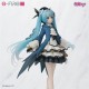 Estatua de Hatsune Miku en atuendo otoñal