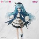Estatua de Hatsune Miku en atuendo otoñal