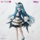Estatua de Hatsune Miku en atuendo otoñal