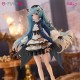 Estatua de Hatsune Miku en atuendo otoñal