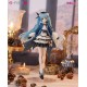 Estatua de Hatsune Miku en atuendo otoñal