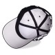 Gorra de béisbol Peanuts con diseño checkerboard y logo de Snoopy