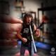 Estatua de Chuck Schuldiner Rock Iconz tocando guitarra