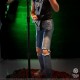 Estatua de Chuck Schuldiner Rock Iconz tocando guitarra