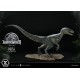 Estatua de Velociraptor Delta Jurassic World a escala 1/10